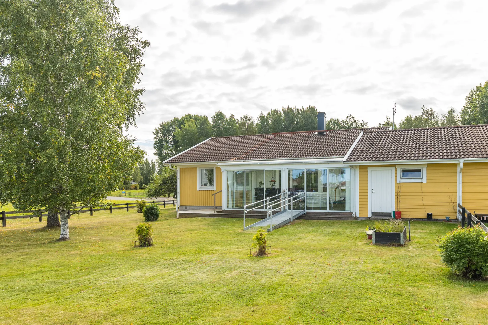 Radhus, Eneborgsvägen 15, Skövde