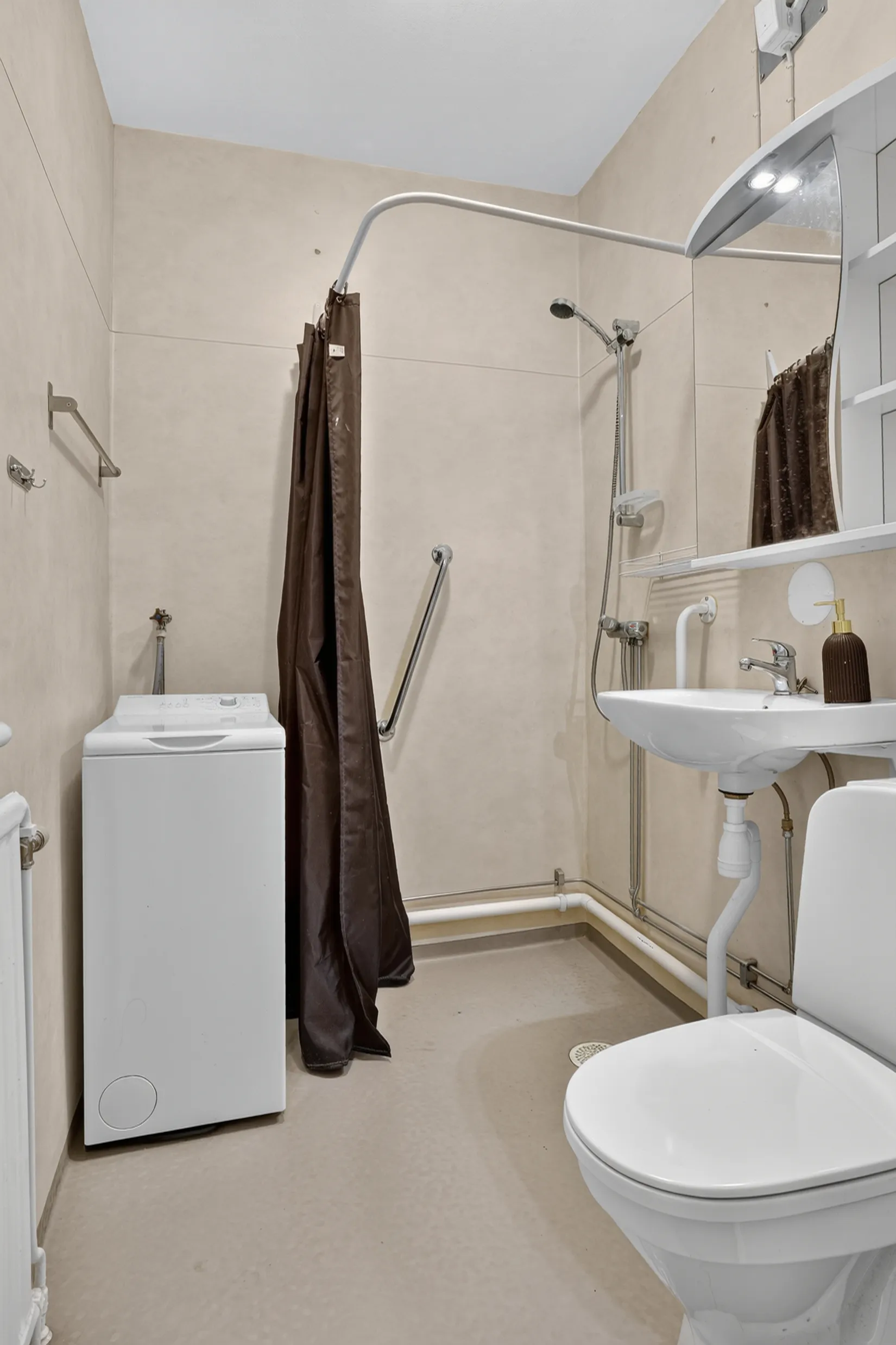 Bostadsrätt, Kärleksstigen 19, Centrum, Karlsborg