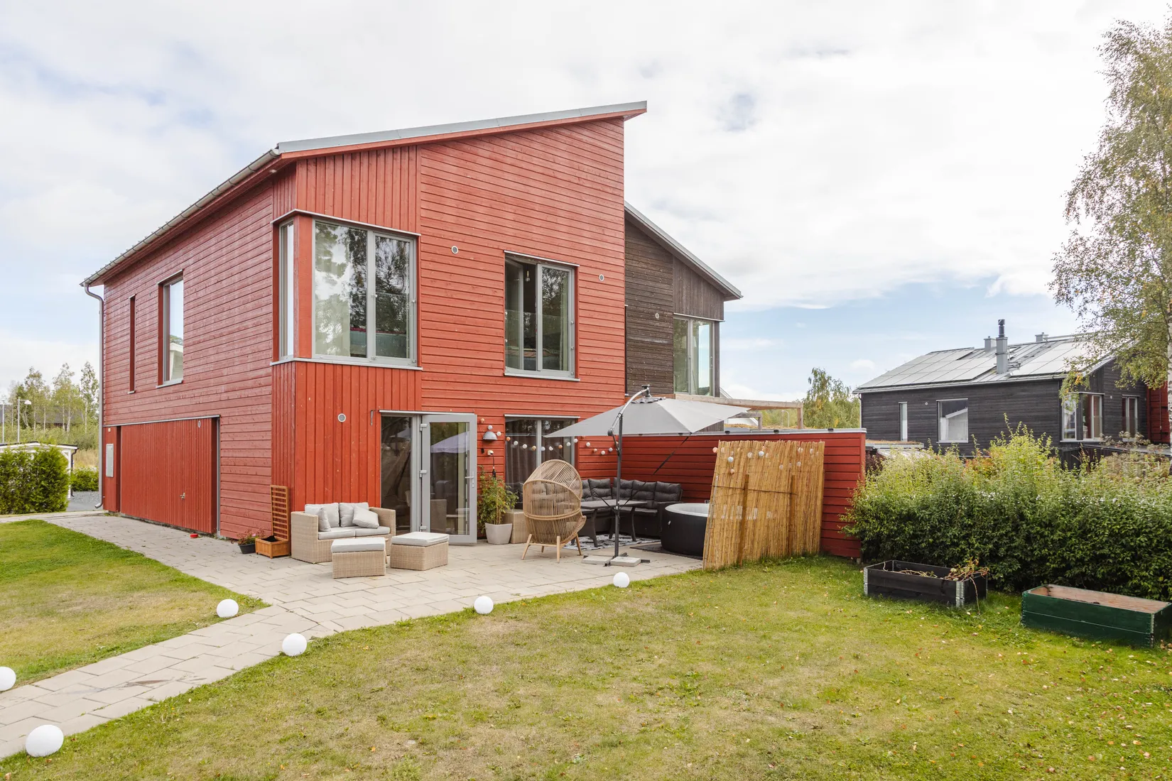Radhus, Skogsbetesvägen 18, Gäddeholm, Västerås