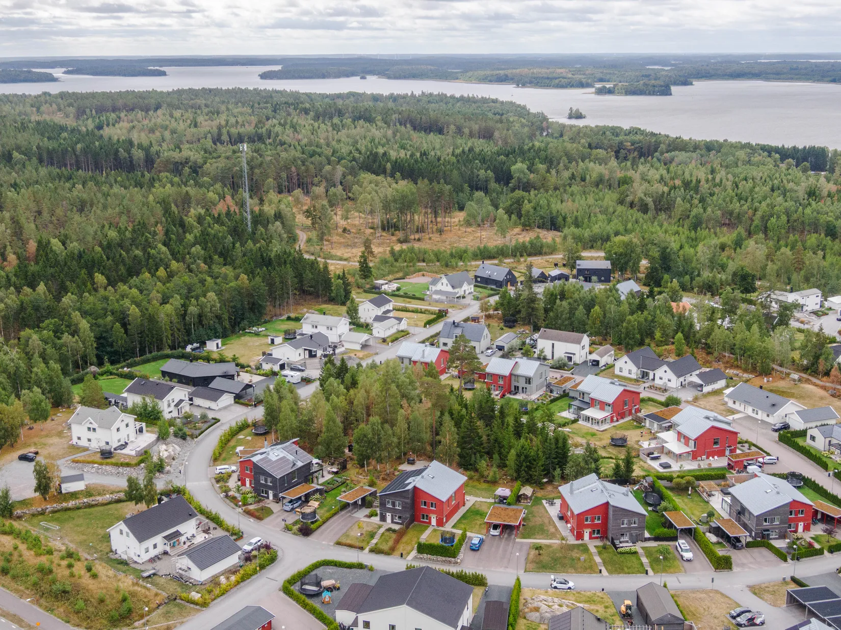 Radhus, Skogsbetesvägen 18, Gäddeholm, Västerås
