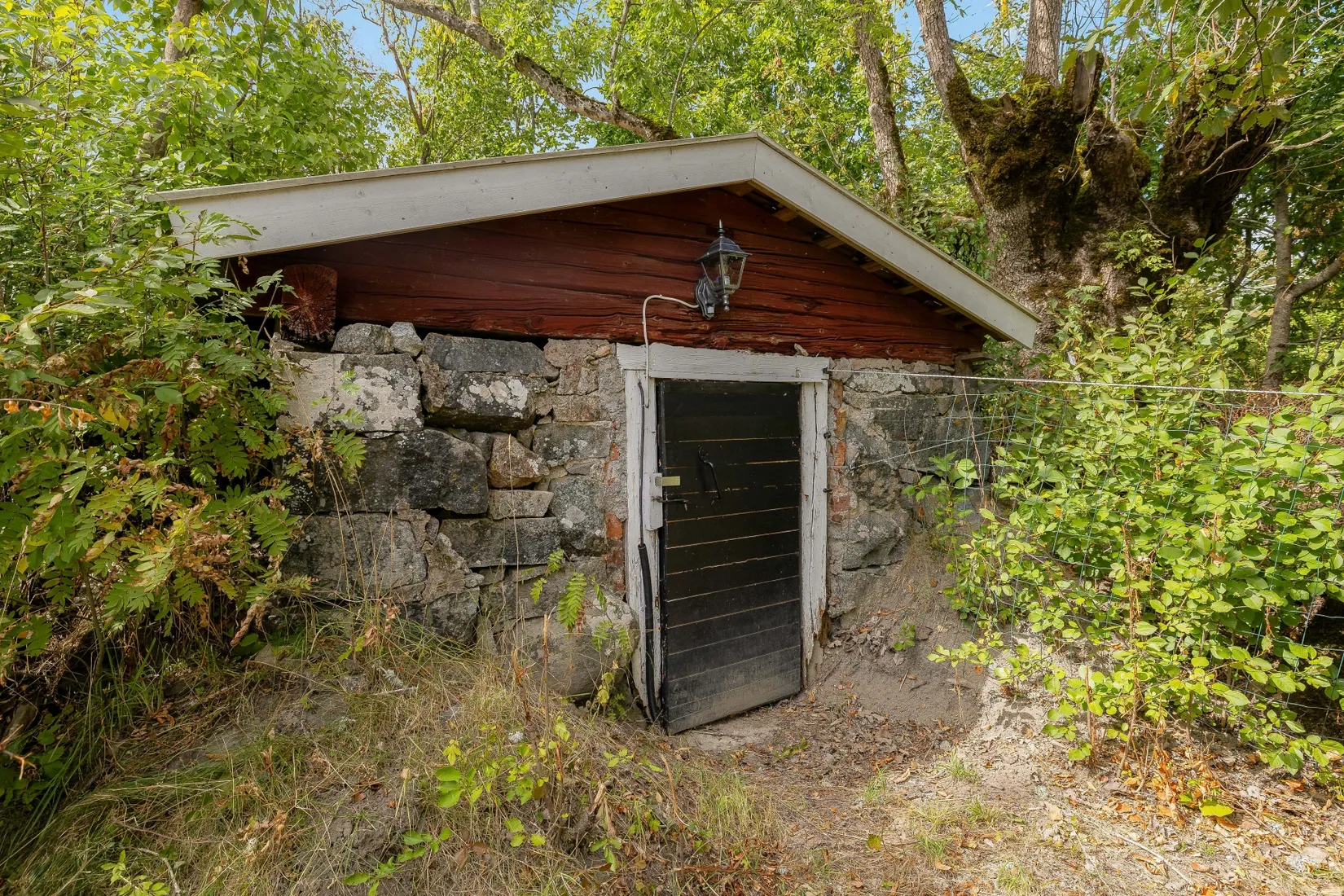 Gård/Skog, Biskopskulla-Högstena 5, Biskopskulla, Enköping
