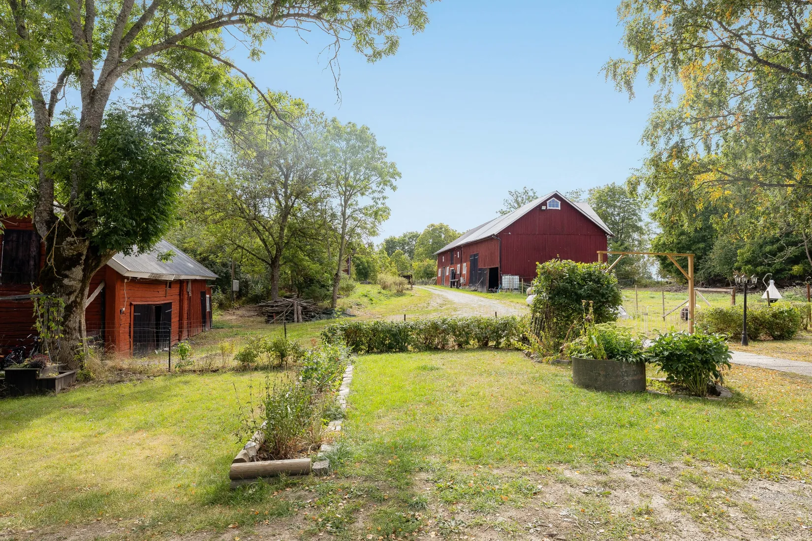 Gård/Skog, Biskopskulla-Högstena 5, Biskopskulla, Enköping