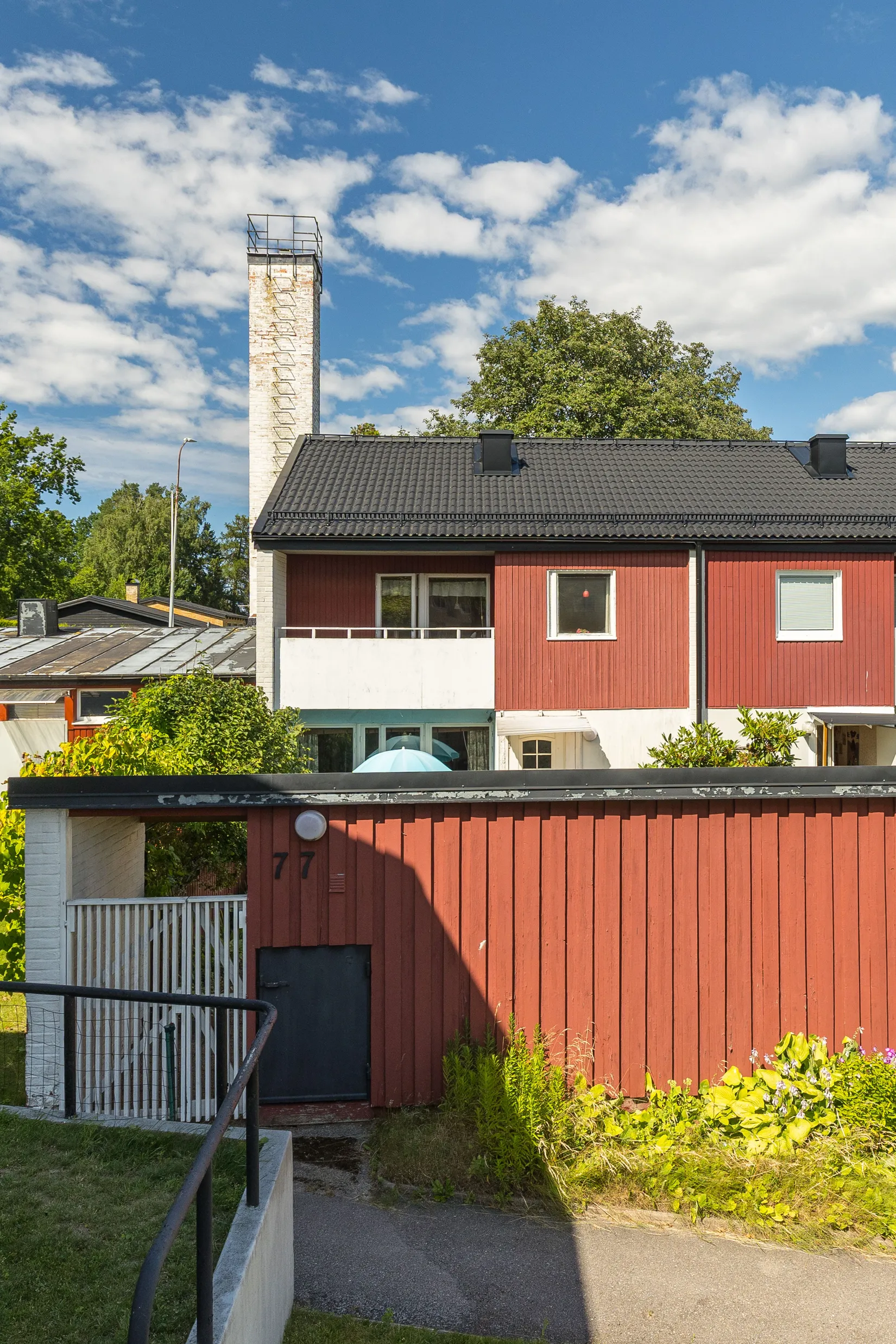Radhus, Leverstadsvägen 77, Leverstad, Mariestad