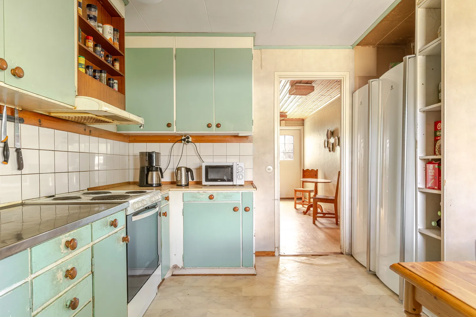 Radhus, Leverstadsvägen 77, Leverstad, Mariestad