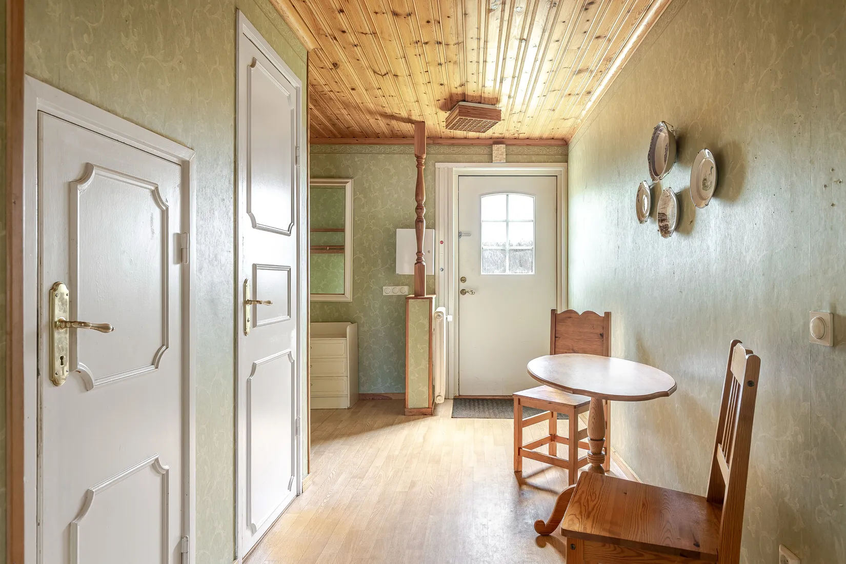 Radhus, Leverstadsvägen 77, Leverstad, Mariestad