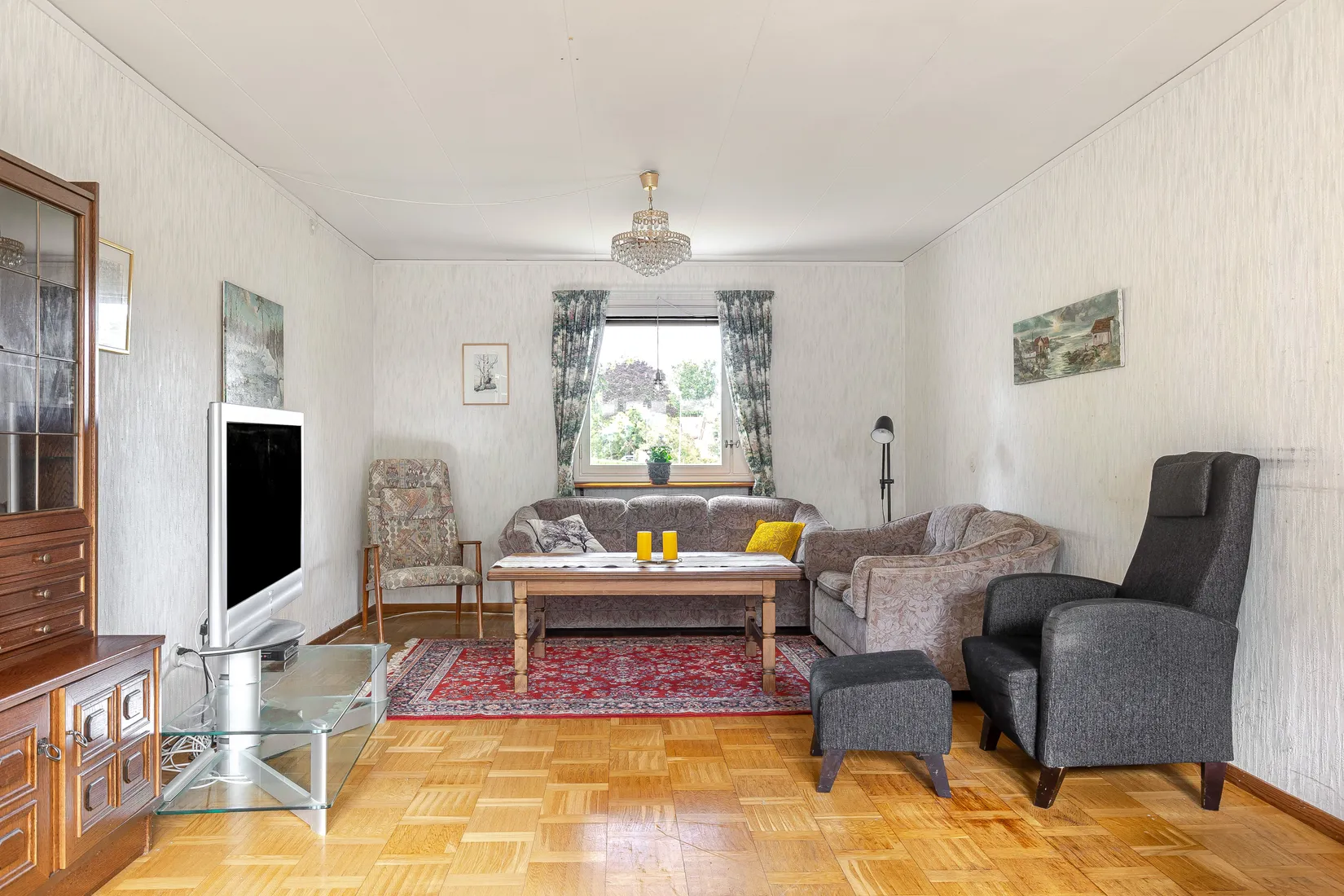 Radhus, Leverstadsvägen 77, Leverstad, Mariestad