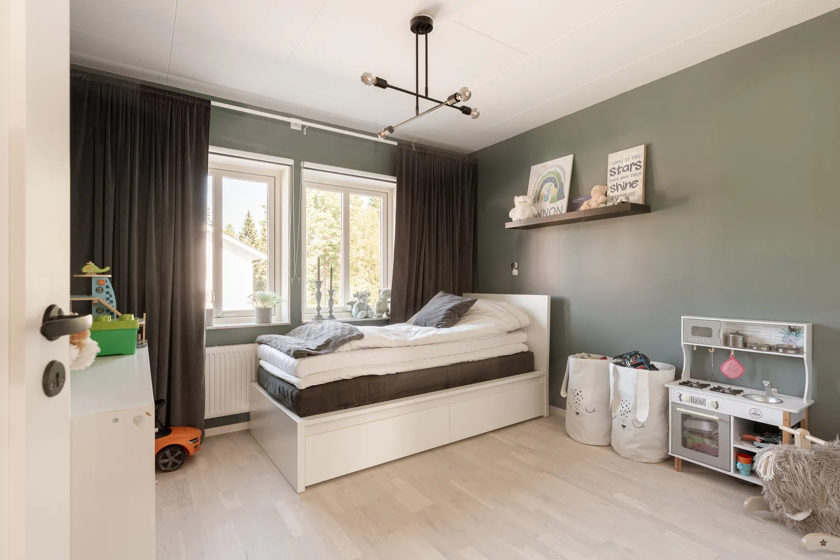 Radhus, Gulsparvvägen 45, Brittsbo, Östersund
