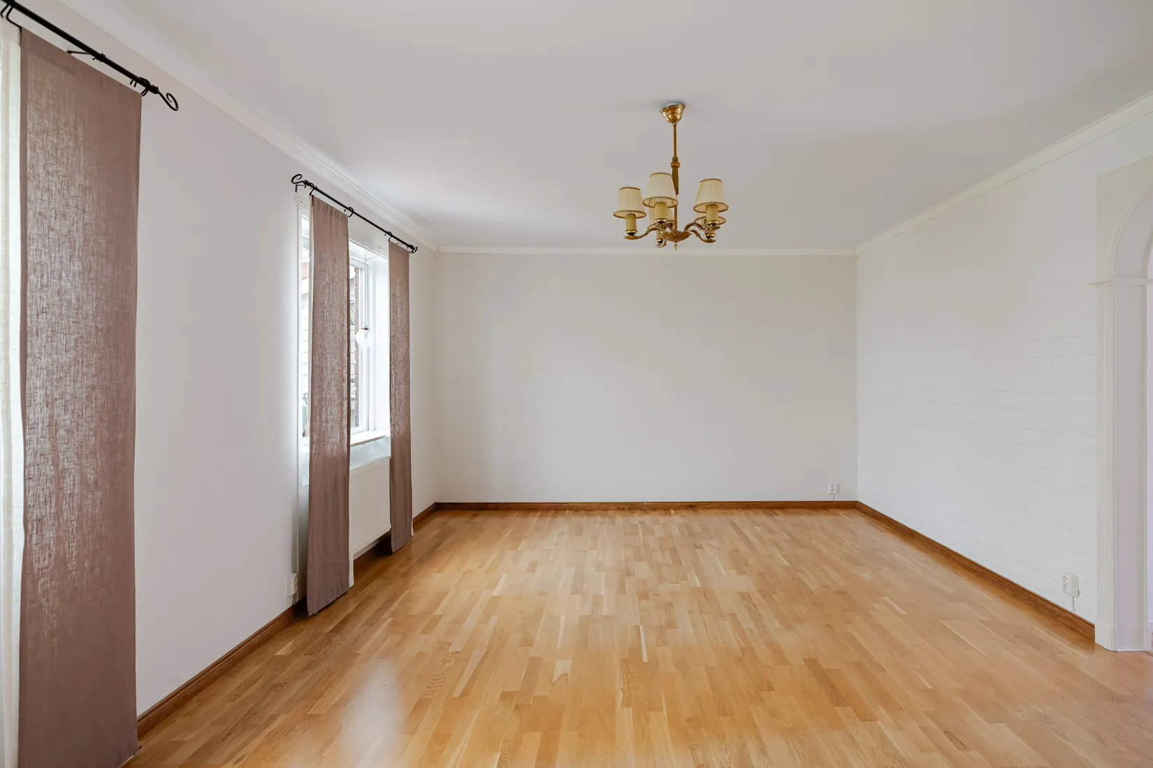 Radhus, Slalomvägen 31, Falun