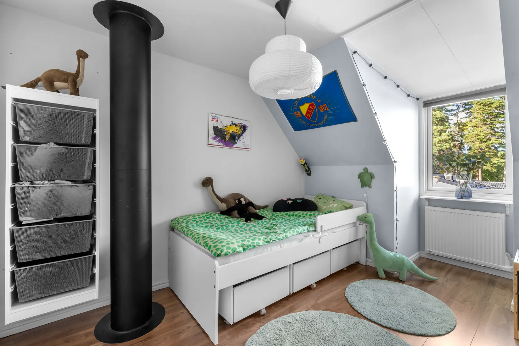 Radhus, Korpvägen 32, Tumba - Skäcklinge, Botkyrka