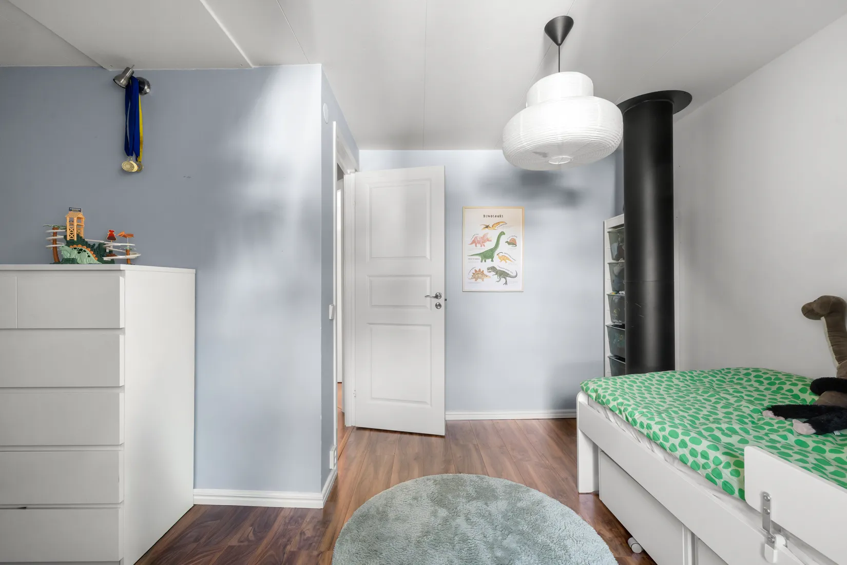 Radhus, Korpvägen 32, Tumba - Skäcklinge, Botkyrka
