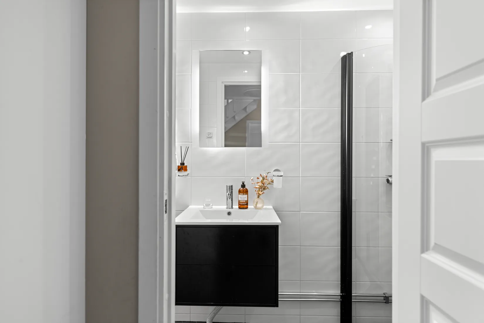 Radhus, Korpvägen 32, Tumba - Skäcklinge, Botkyrka
