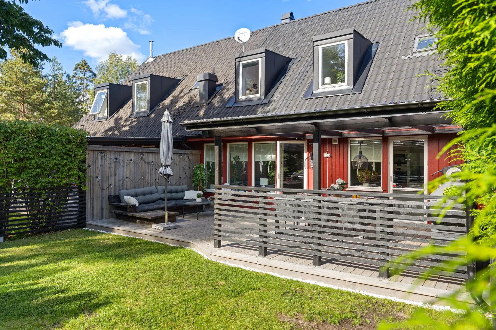 Radhus, Korpvägen 32, Tumba - Skäcklinge, Botkyrka