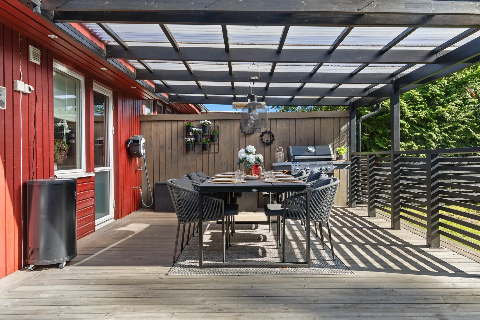 Radhus, Korpvägen 32, Tumba - Skäcklinge, Botkyrka