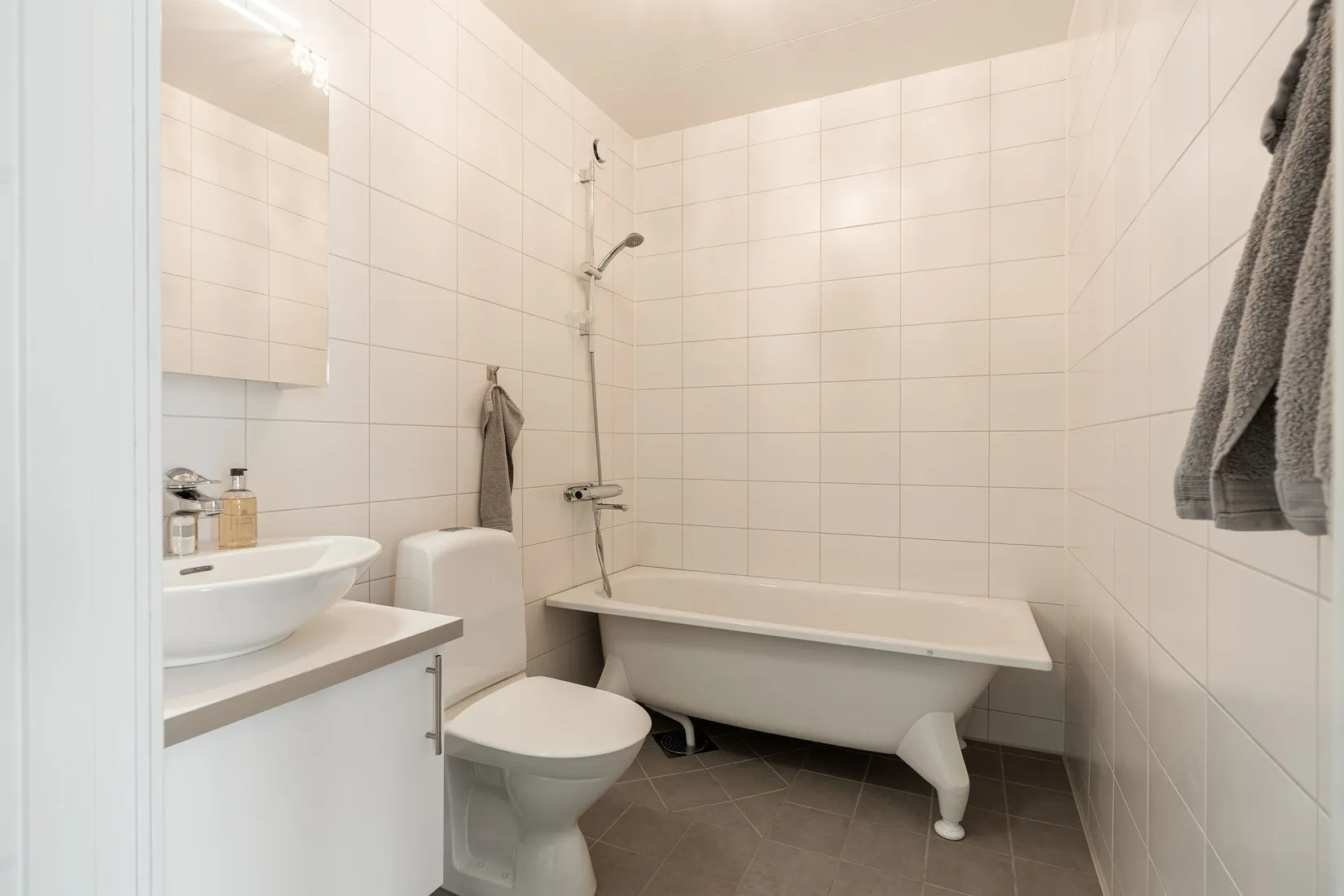 Radhus, Gulsparvvägen 21, Brittsbo, Östersund