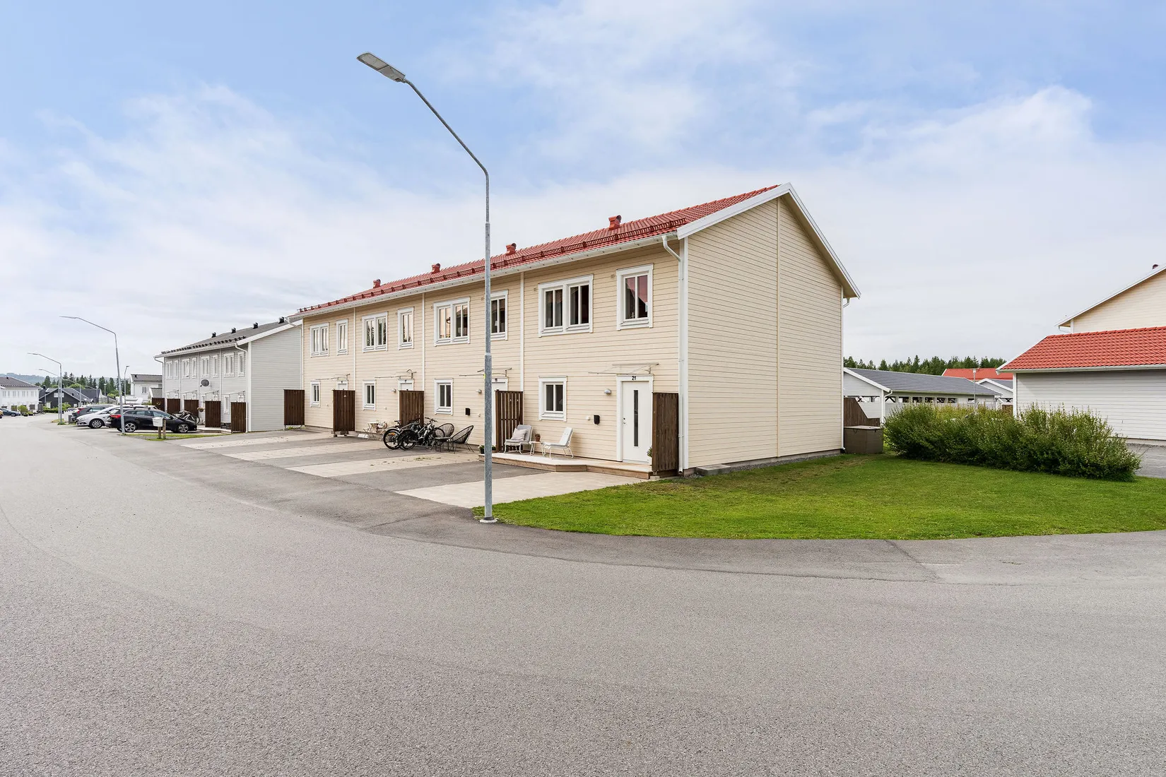 Radhus, Gulsparvvägen 21, Brittsbo, Östersund