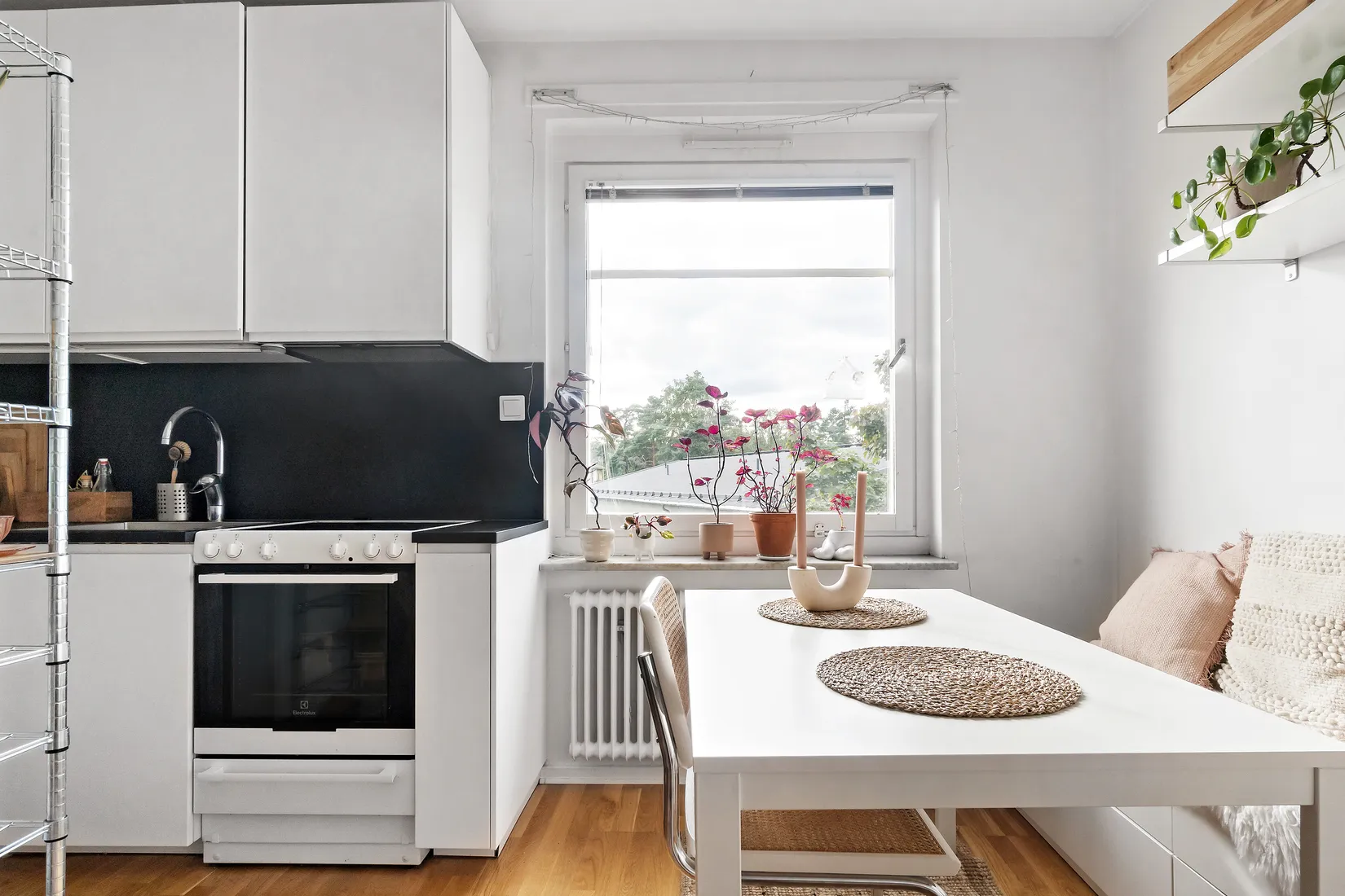 Bostadsrätt, Emågatan 14, 3tr, Bagarmossen, Stockholm