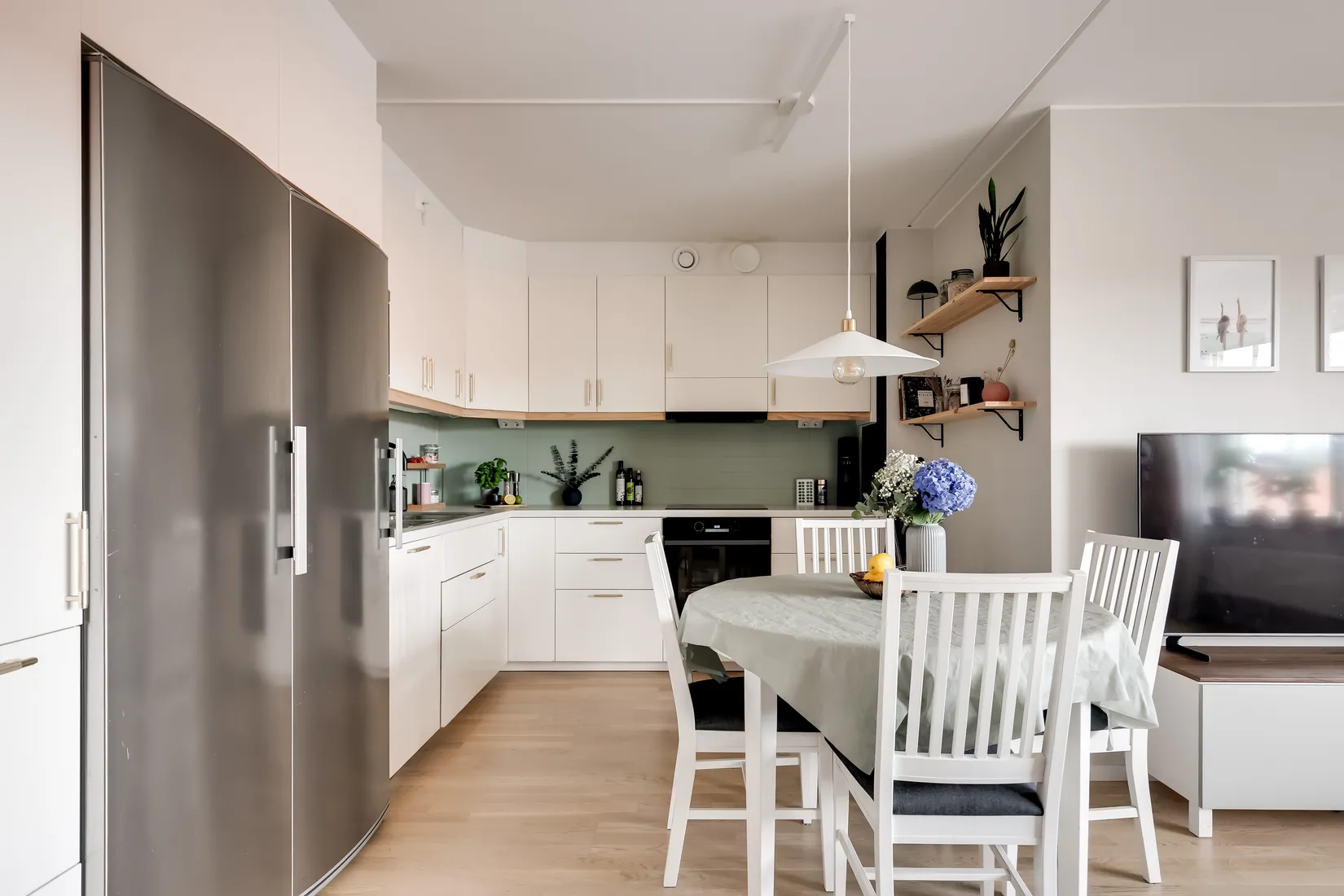 Bostadsrätt, Chamottevägen 17, Porslinskvarteren, Gustavsbergs Hamn, Värmdö