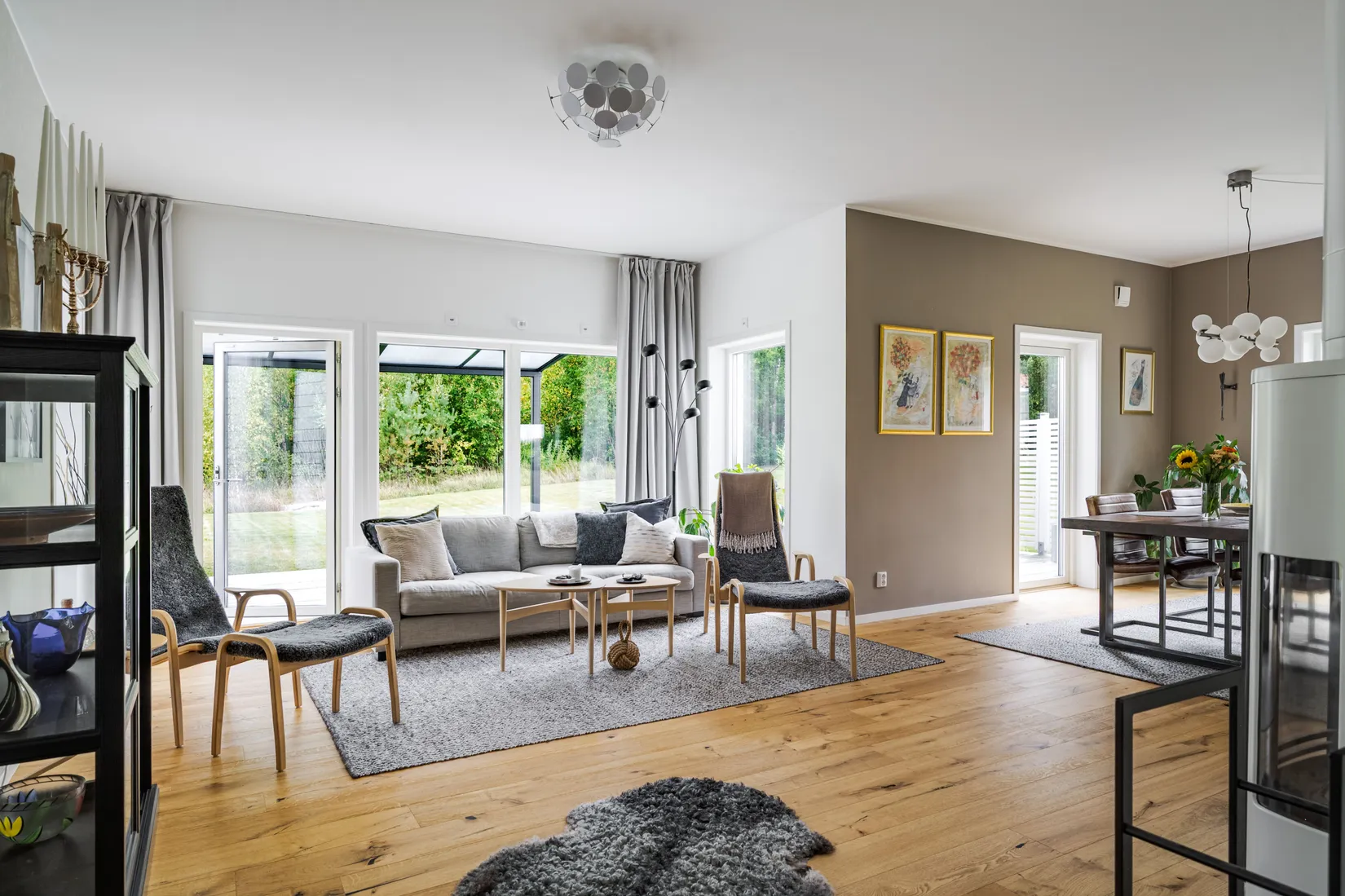 Villa, Formtegelvägen 9, Sundby Strand, Strängnäs