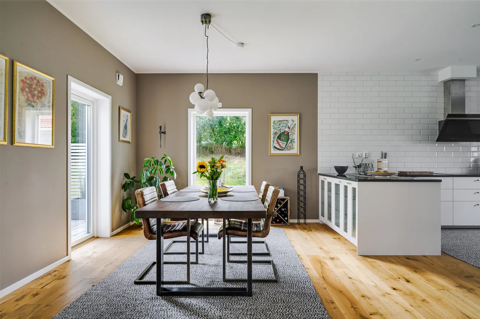 Villa, Formtegelvägen 9, Sundby Strand, Strängnäs