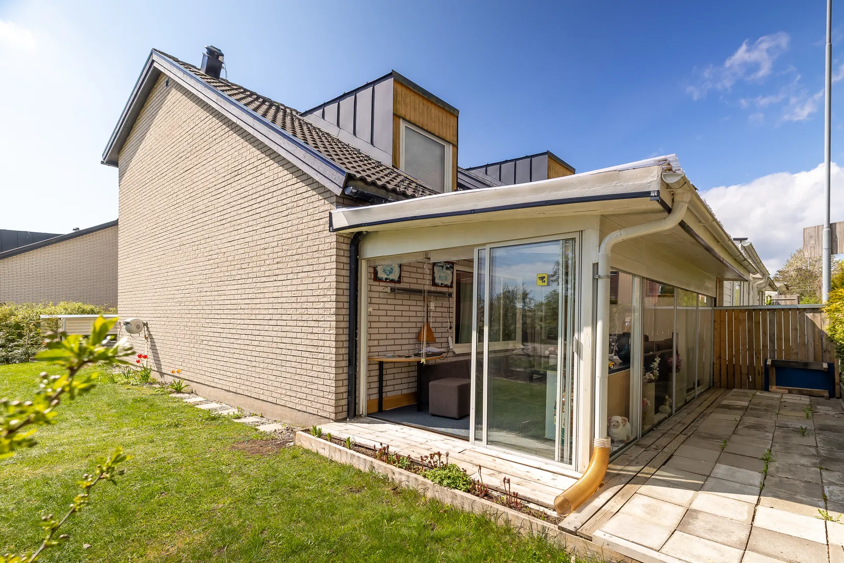 Radhus, Flöjtgatan 74, Karlstad