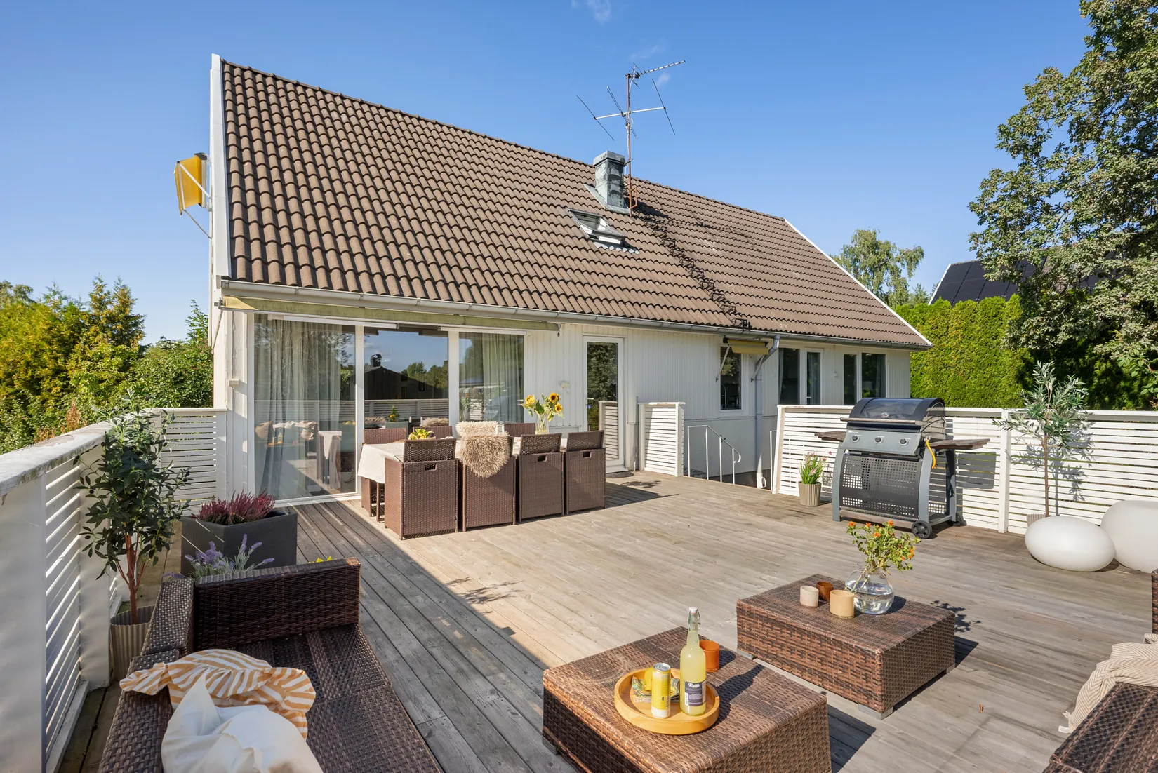 Villa, Mandelblomsvägen 1, Hässelby Villastad, Stockholm