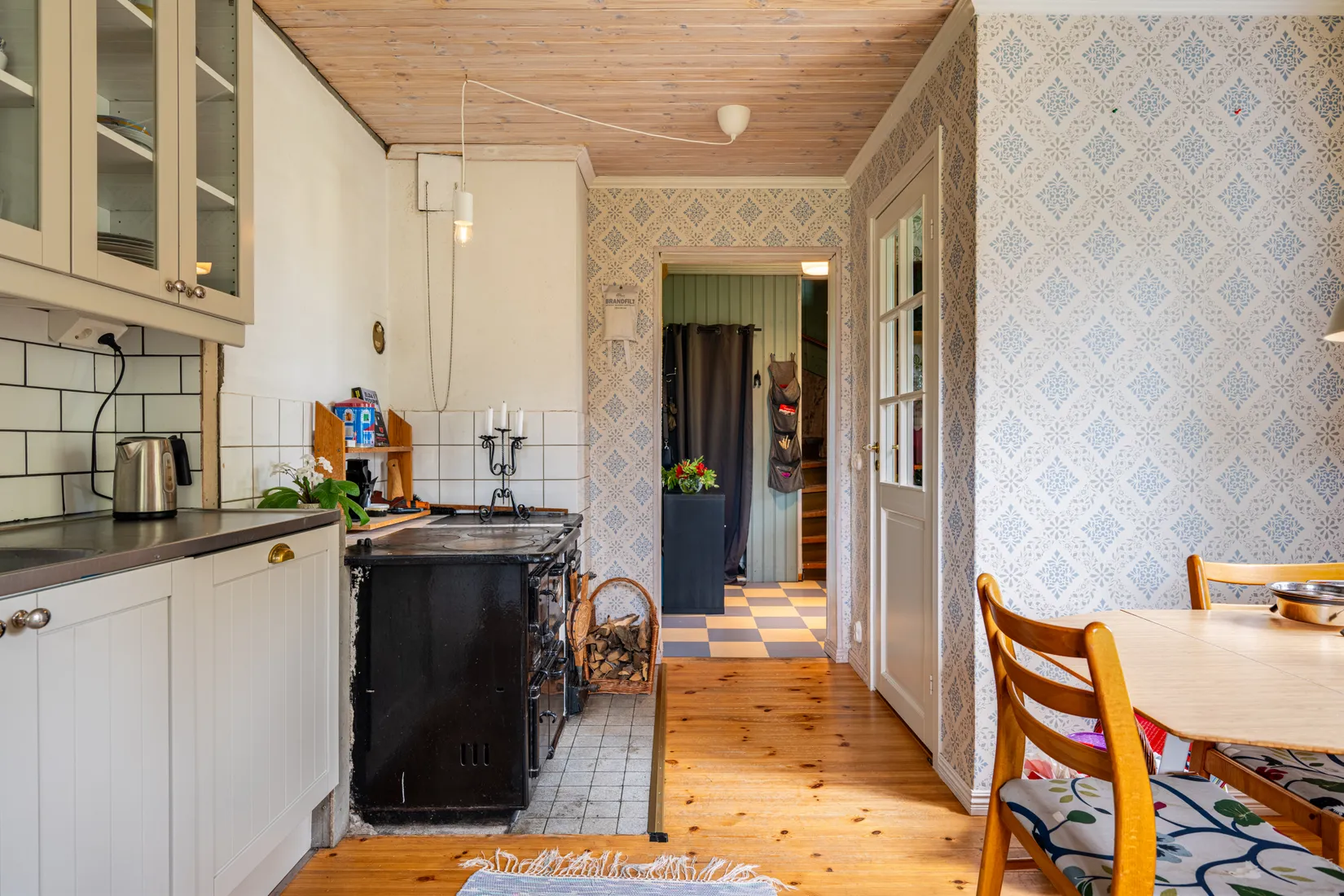 Villa, Skottgården 295, Oviken, Berg