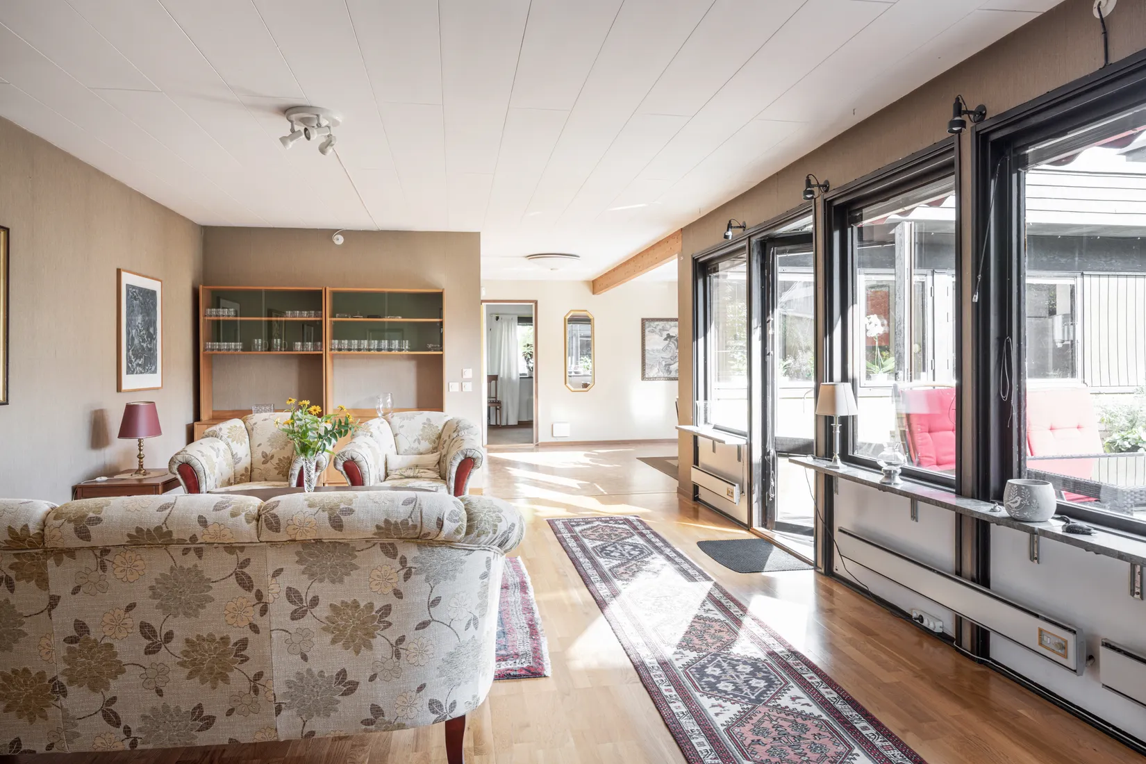 Radhus, Lutavägen 4, Trubadurbyn, Staffanstorp