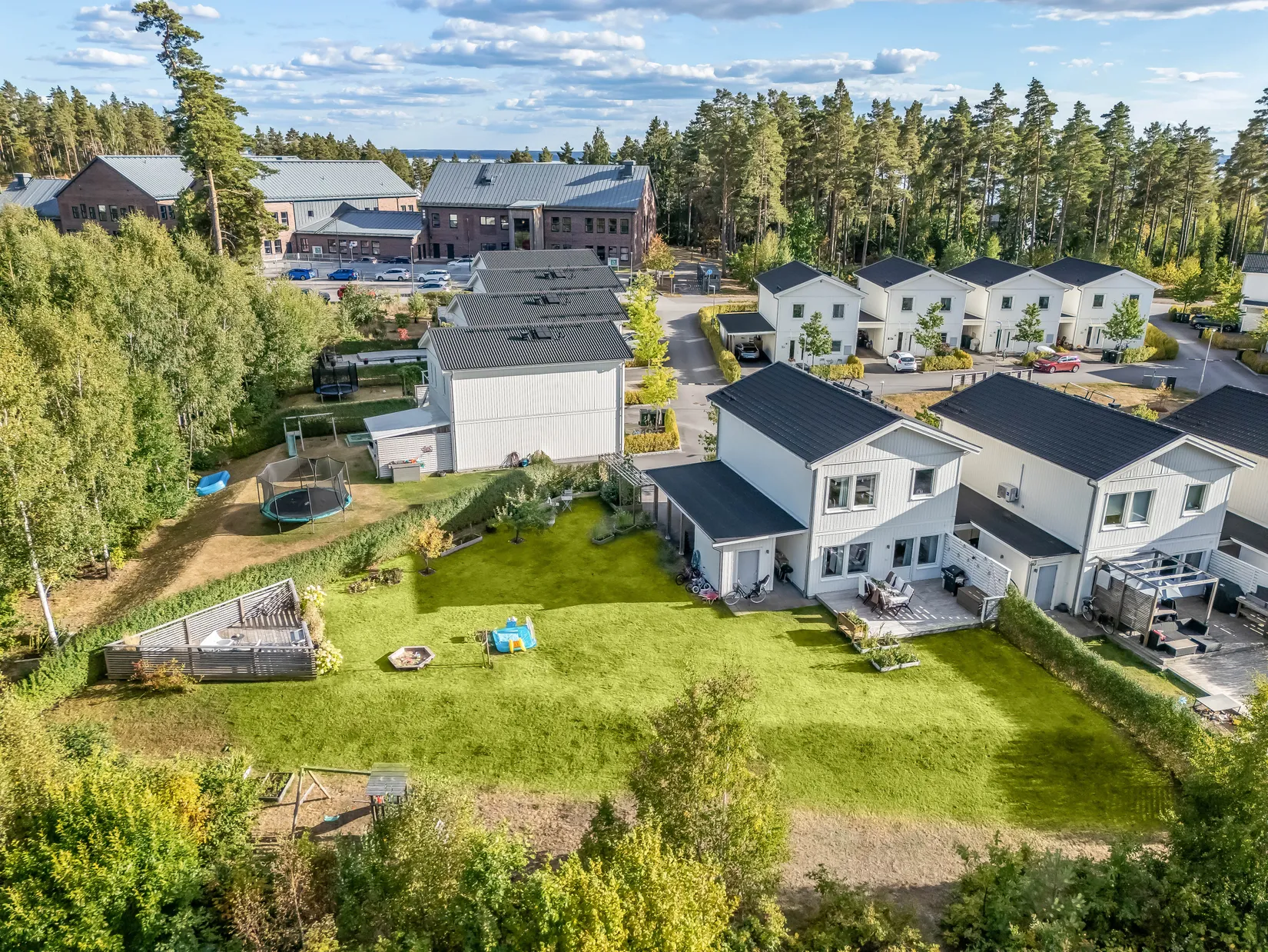 Radhus, Ryssnäsvägen 27D, Svärtinge - Skogsbacke, Norrköping