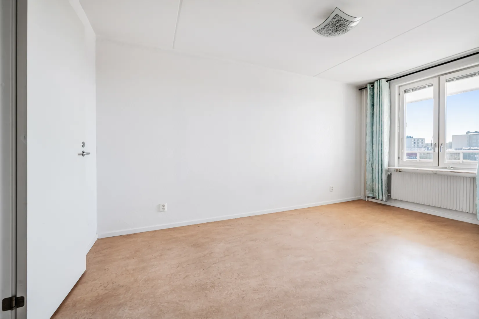 Bostadsrätt, Tornérplatsen 30, 8tr , Jakobsbergs centrum , Järfälla
