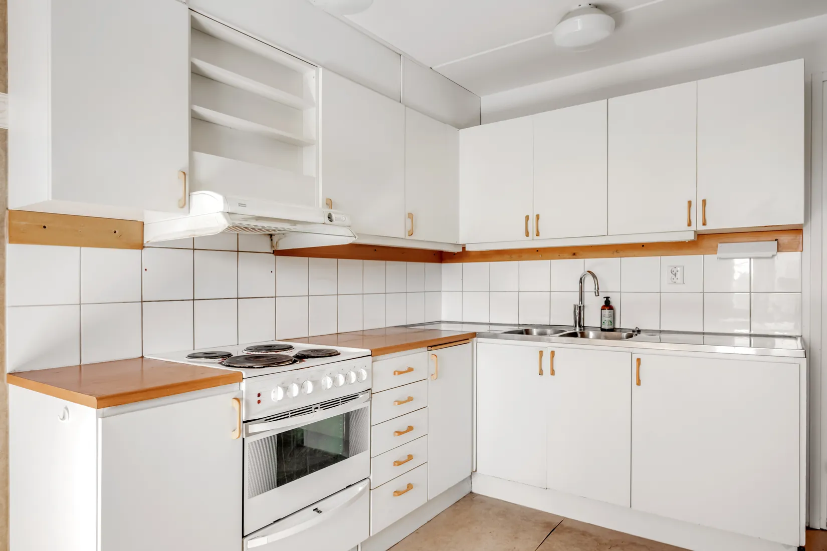 Bostadsrätt, Tornérplatsen 30, 8tr , Jakobsbergs centrum , Järfälla