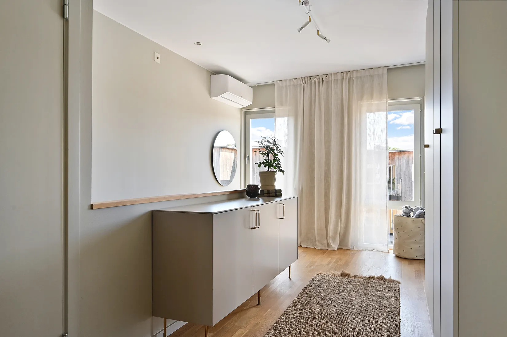 Radhus, Gällsta bygränd 7, Gällstaö, Ekerö