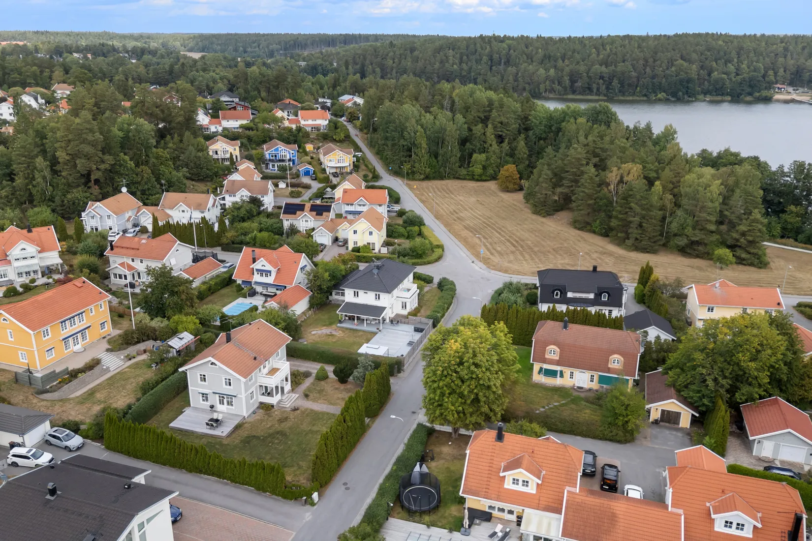 Villa, Trefaldighetsvägen 41, Gribbylund, Täby