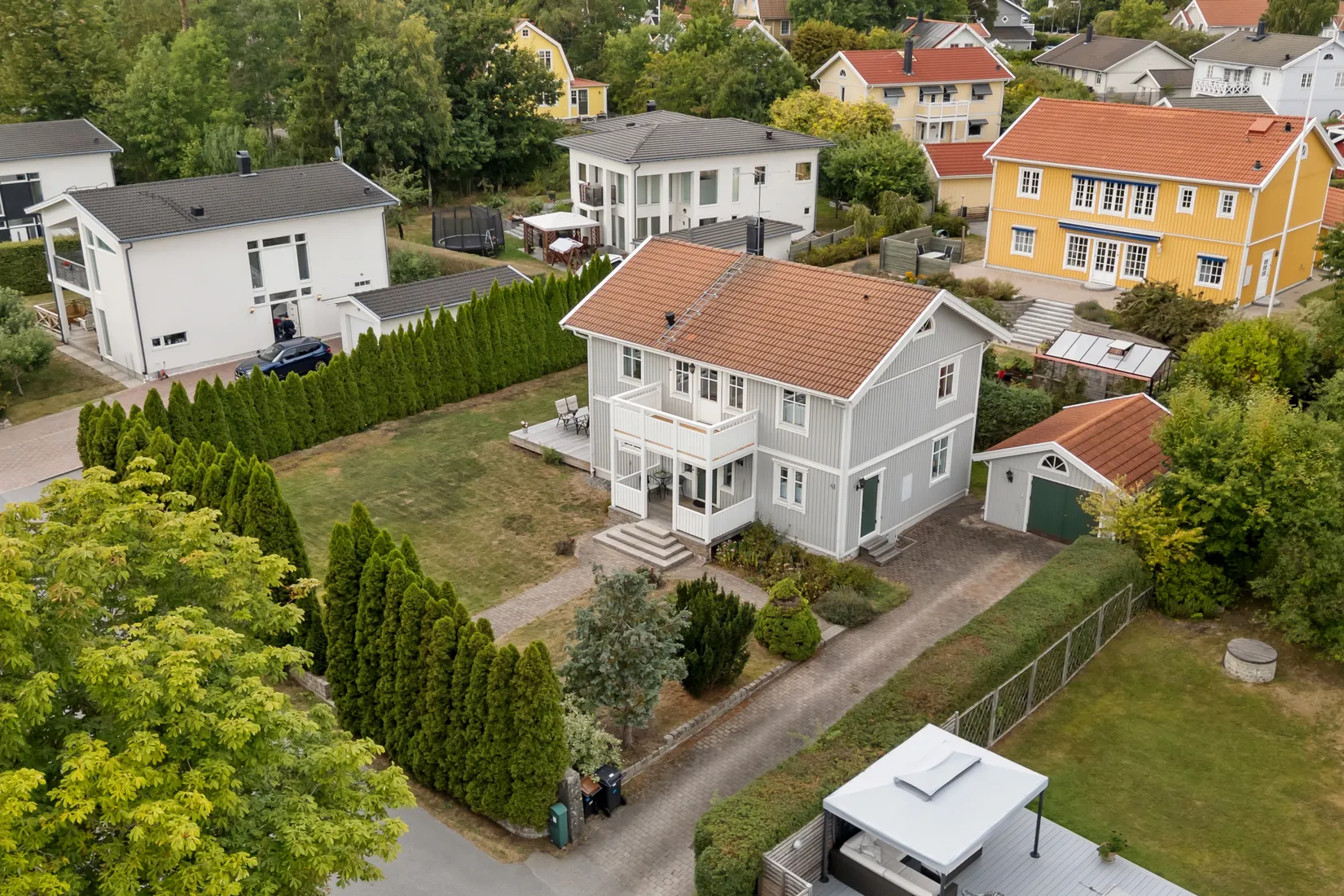 Villa, Trefaldighetsvägen 41, Gribbylund, Täby