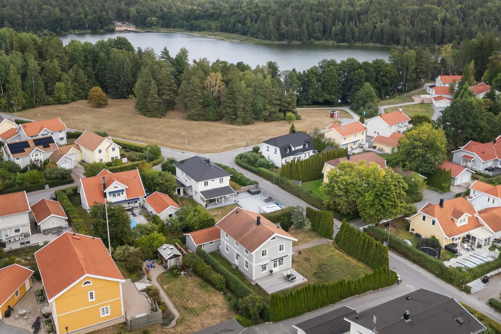 Villa, Trefaldighetsvägen 41, Gribbylund, Täby