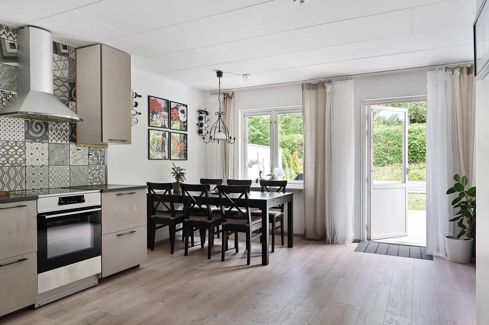 Radhus, Björkuddsvägen 26A, Ekebyhov, Ekerö
