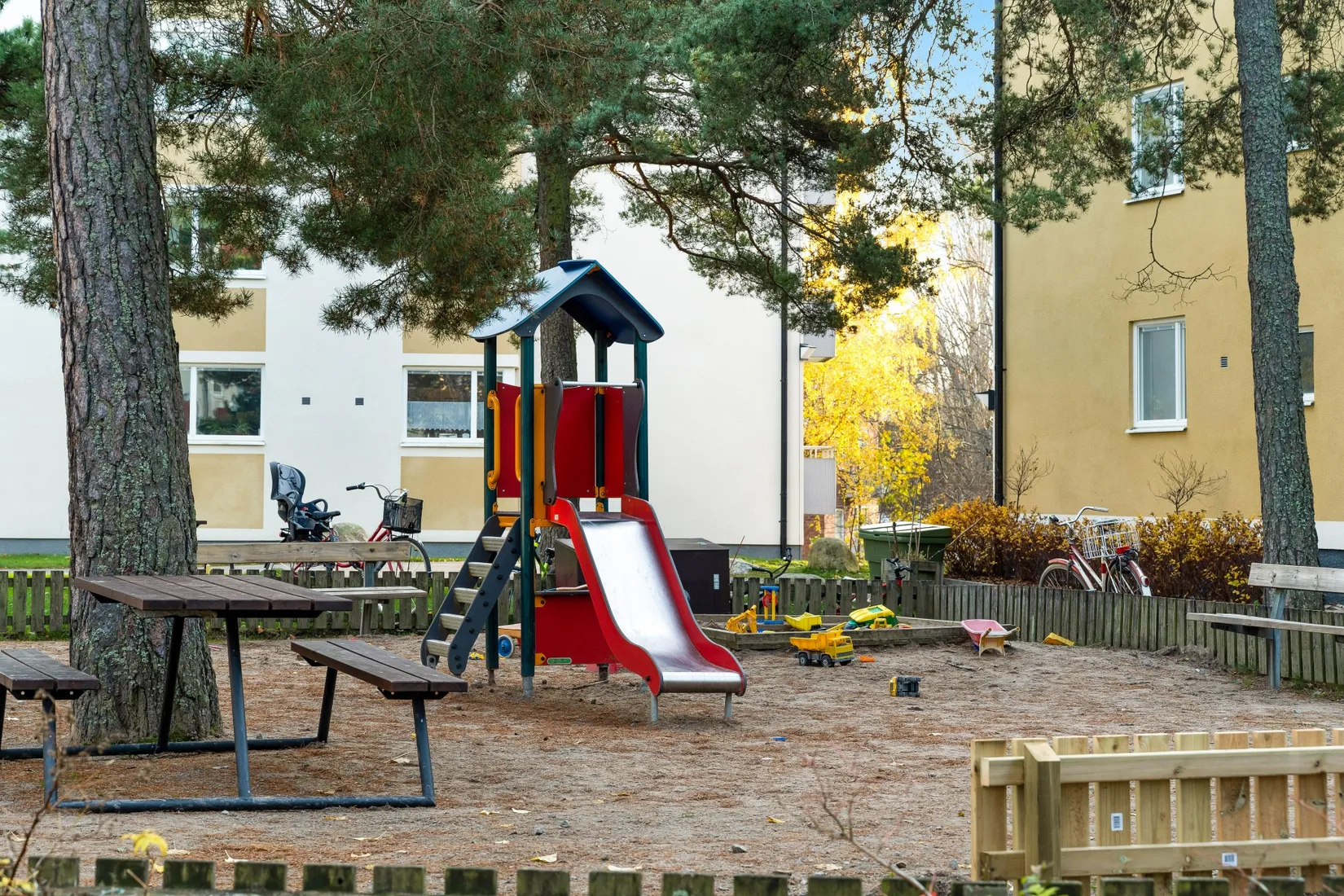 Bostadsrätt, Svartågatan 80, 2tr, Bagarmossen, Stockholm