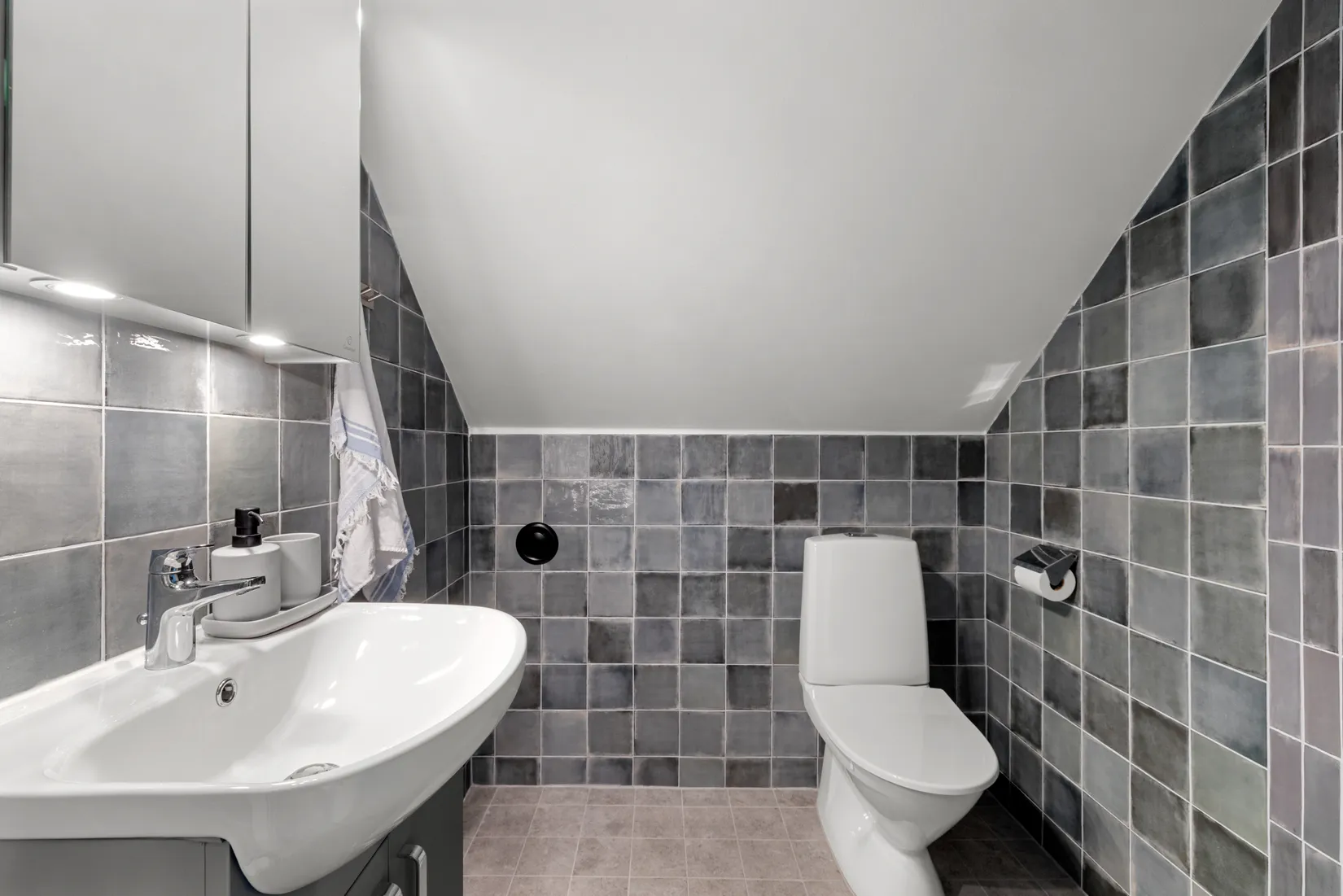 Villa, Långsjövägen 121, Skälsätra, Tyresö
