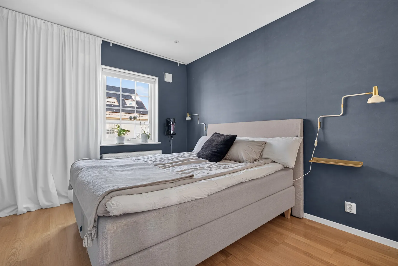 Radhus, Ulsavilagatan 25A, Norra Ormesta, Örebro