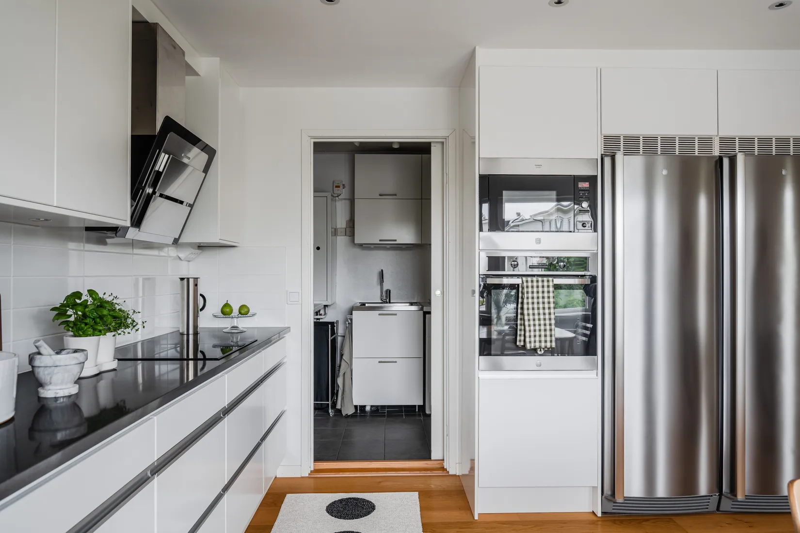 Radhus, Herrgårdsvägen 11, Sunnersta, Uppsala