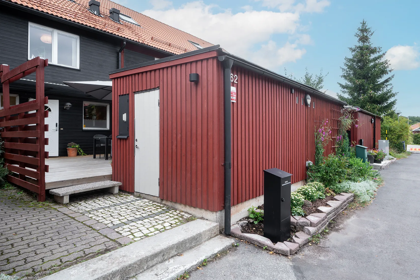 Radhus, Önnemovägen 62, Tullinge Parkhem, Botkyrka