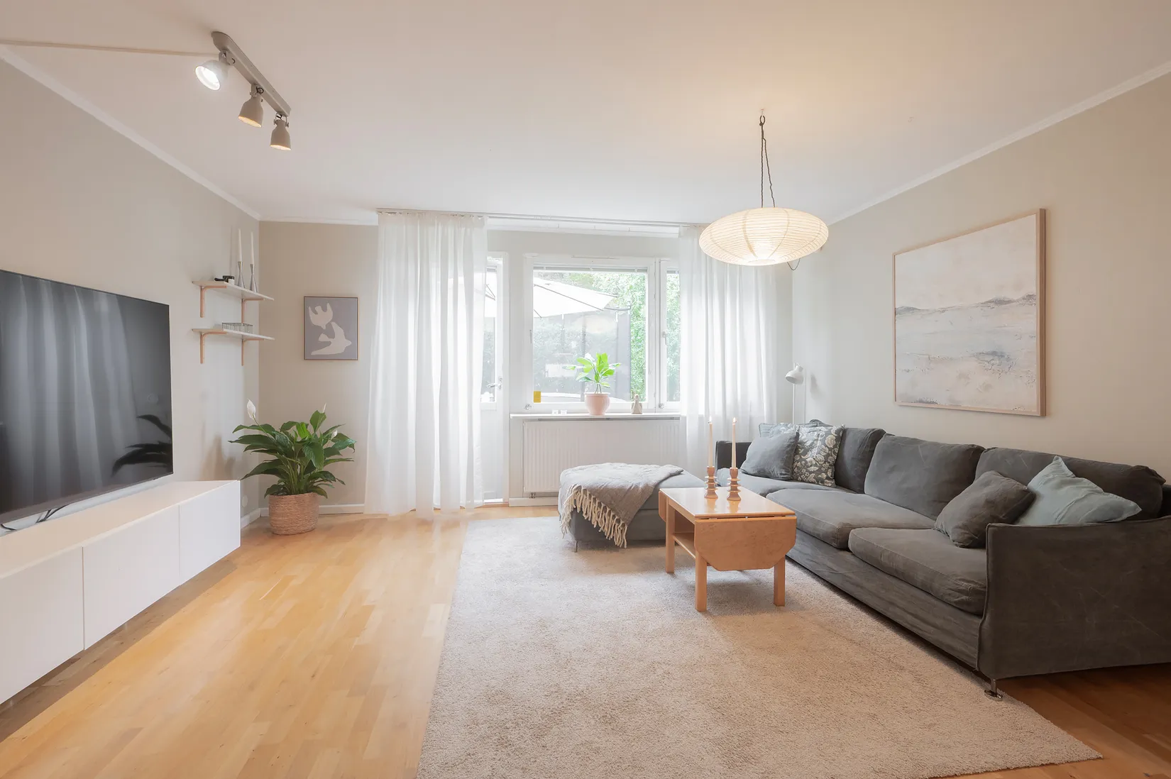 Radhus, Önnemovägen 62, Tullinge Parkhem, Botkyrka