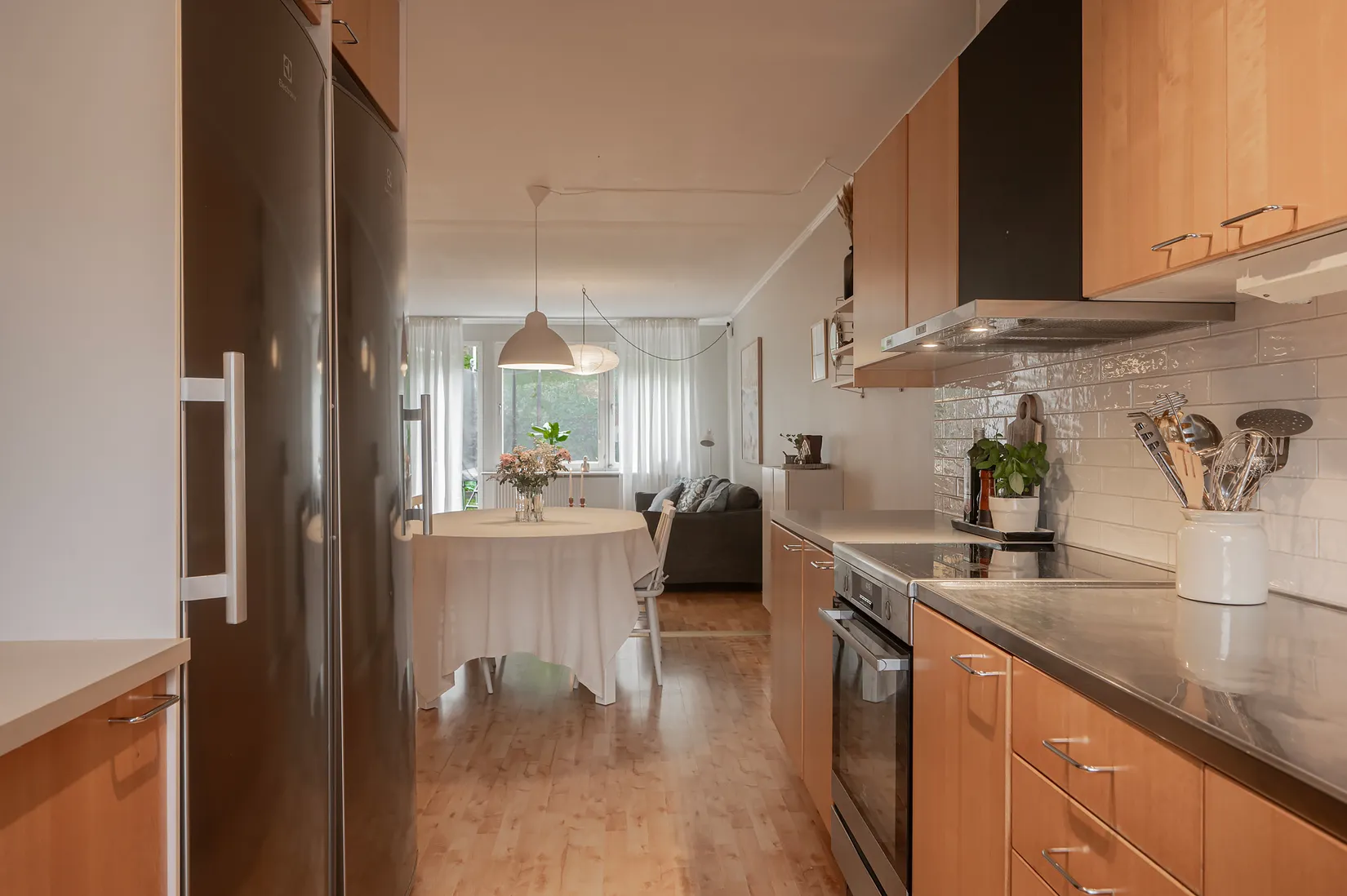 Radhus, Önnemovägen 62, Tullinge Parkhem, Botkyrka