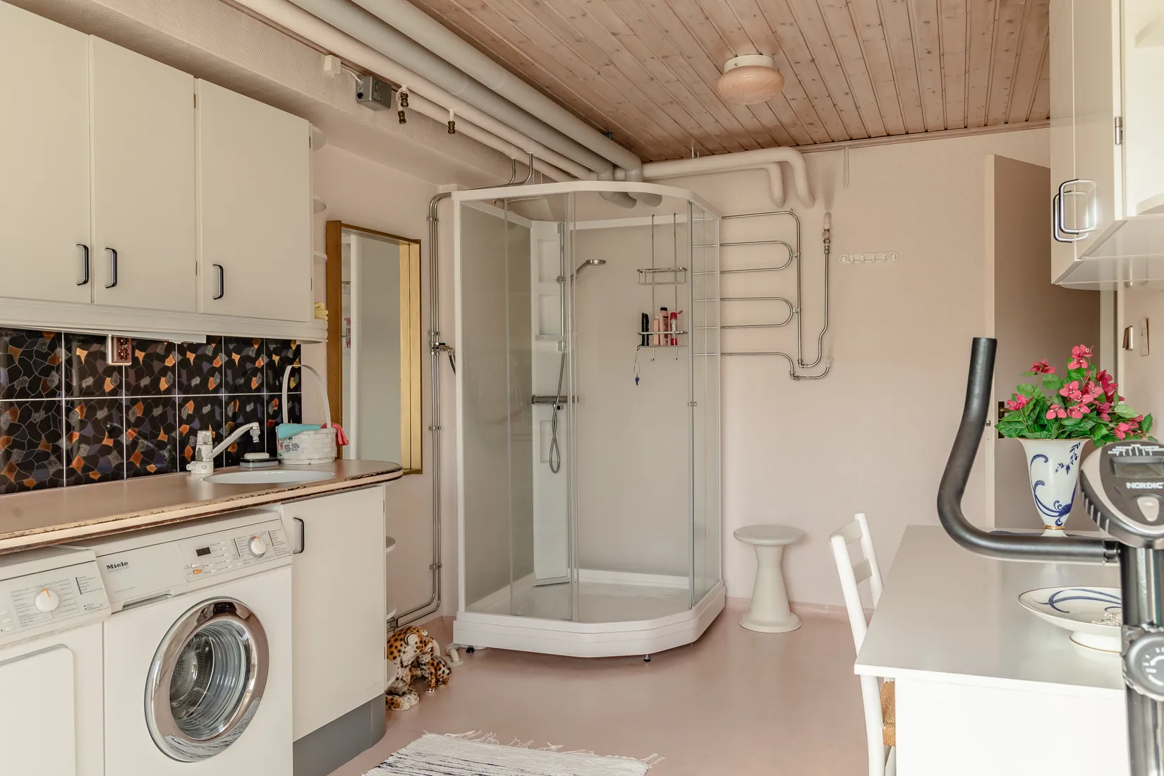 Radhus, Dyevägen 11, Råtorp, Karlstad