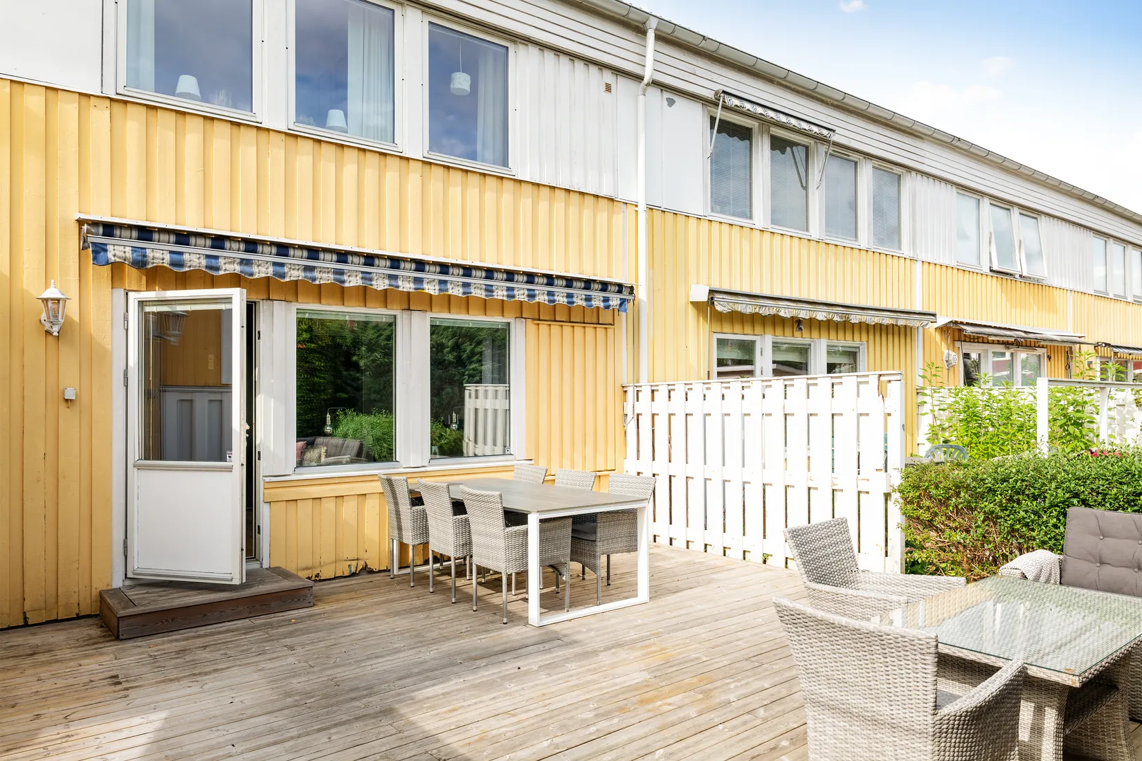 Radhus, Tvetgatan 15, Tveten, Kungälv