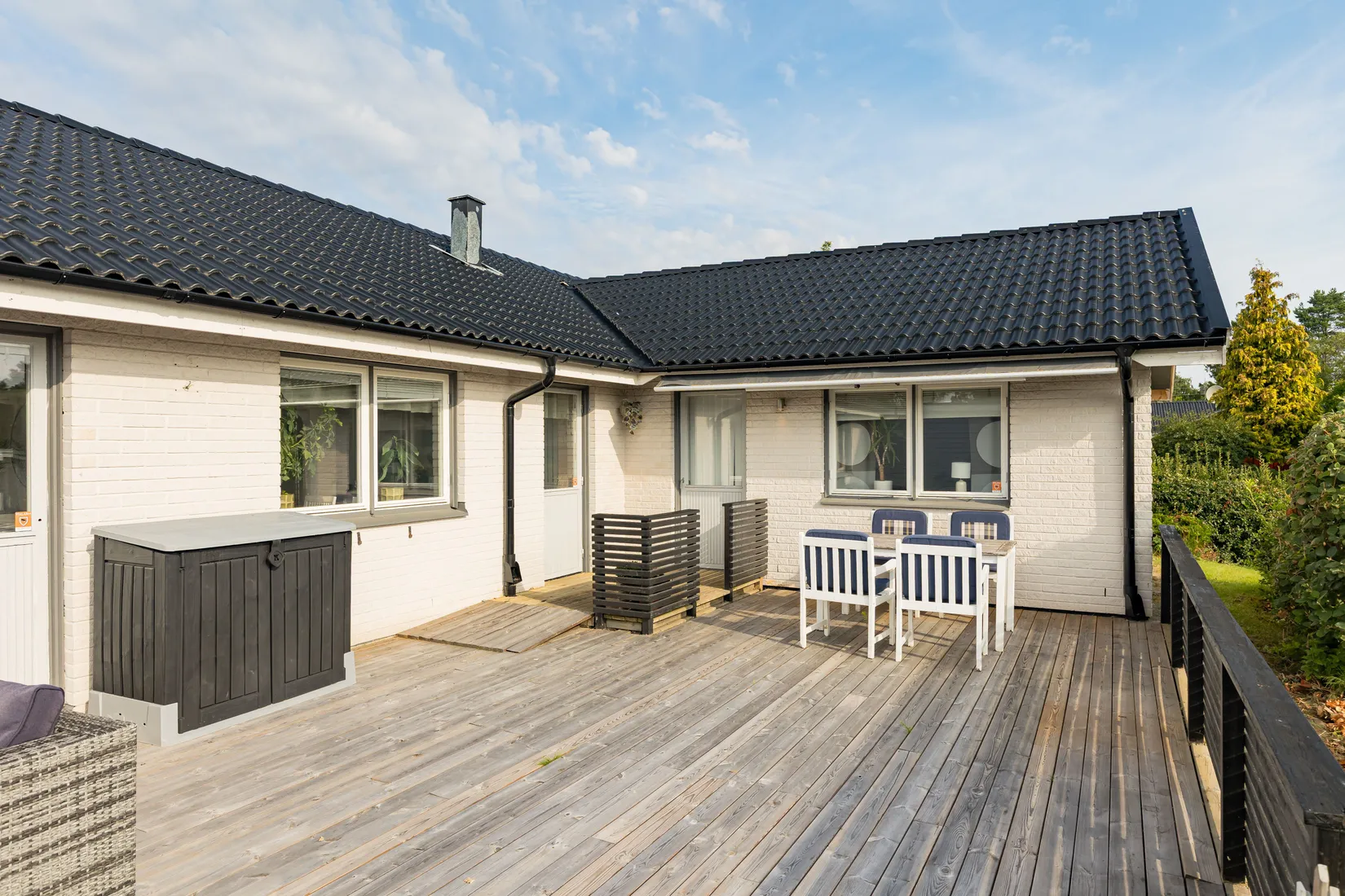 Villa, Symfonivägen 2, Radbyn, Mariestad