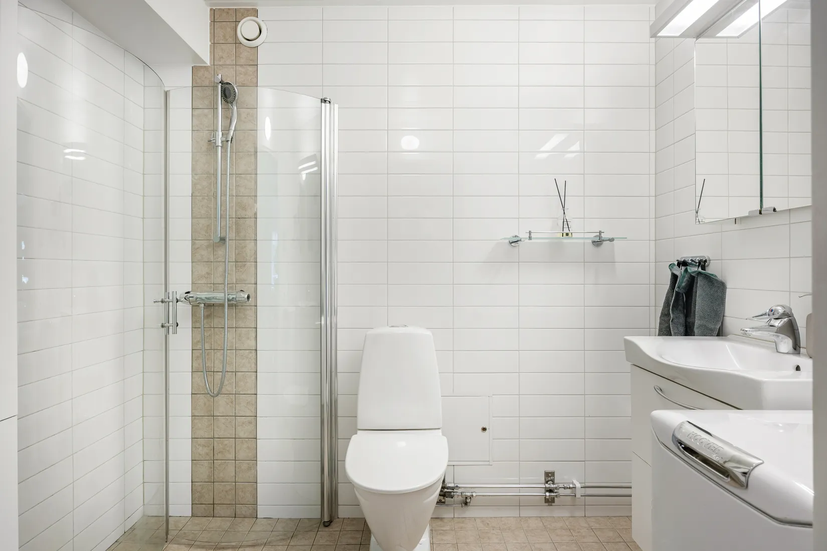 Bostadsrätt, Tallåsvägen 296, Kragstalund, Vallentuna