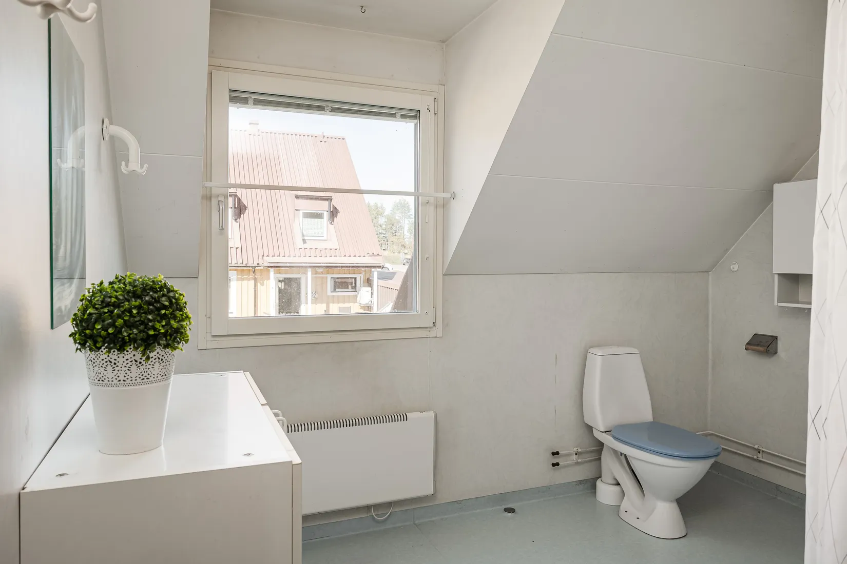 Radhus, Furuvägen 37, Hälletorp, Härnösand