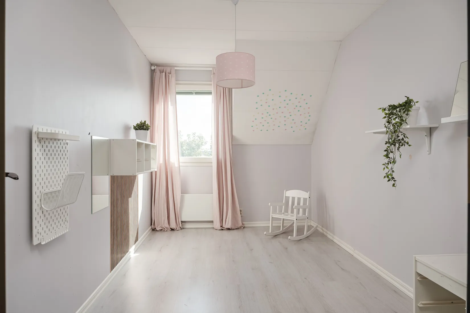Radhus, Furuvägen 37, Hälletorp, Härnösand