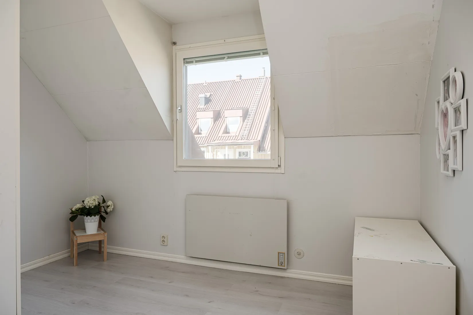 Radhus, Furuvägen 37, Hälletorp, Härnösand