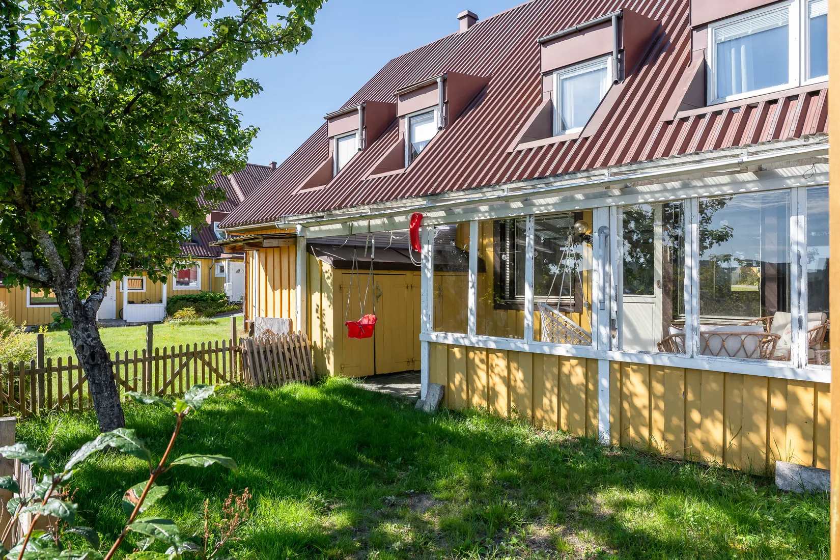 Radhus, Furuvägen 37, Hälletorp, Härnösand